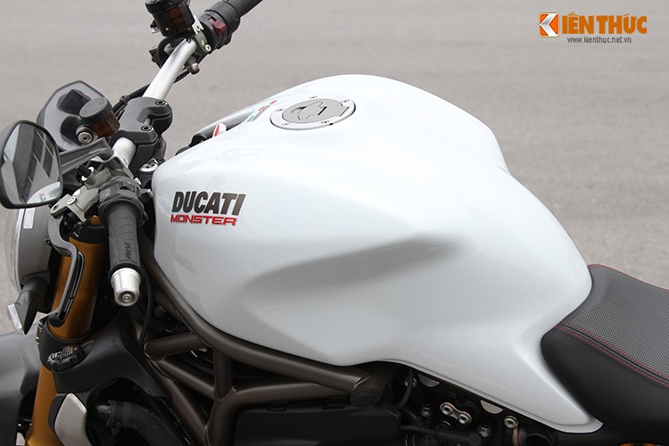 Ducati 1200S - 